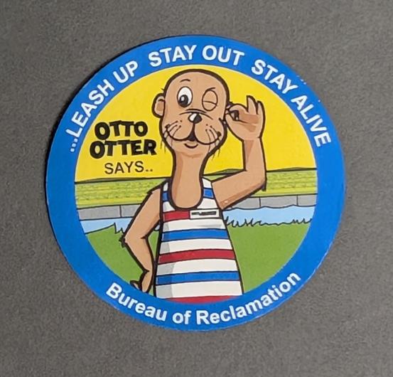 Otto Otter sticker