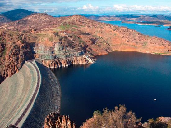 A view of the New Melones Dam and Reservoir in California.