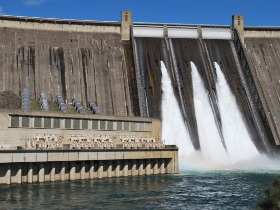 A view of Shasta Dam in northern California
